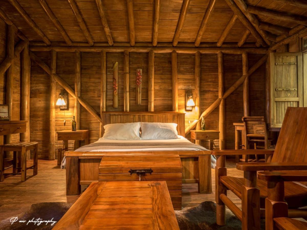 Hotel Bosques Del Saman Alcala Кимбайя Экстерьер фото